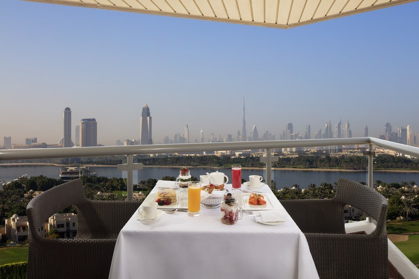Pullman Dubai Creek City Centre Residences Hotel Dubai - Breakfast