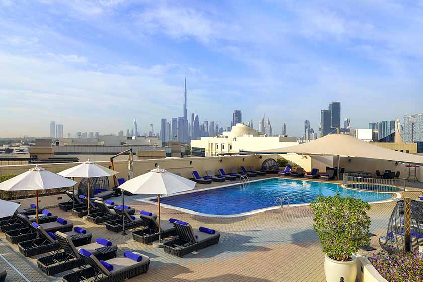 Mövenpick Hotel & Apartments Dubai - Pool