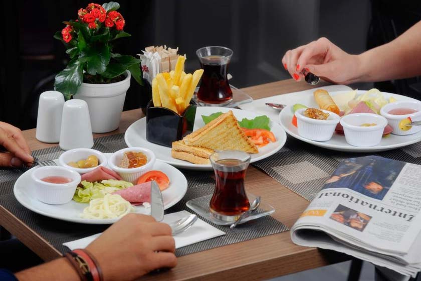 Meroddi La Porta Hotel istanbul - breakfast