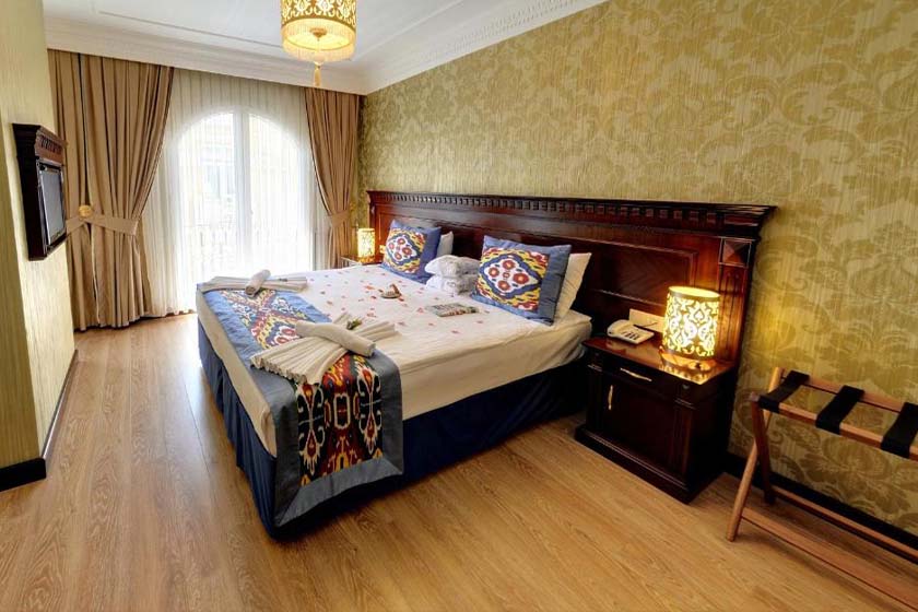The Magnaura Palace Hotel Istanbul - Deluxe Double Room