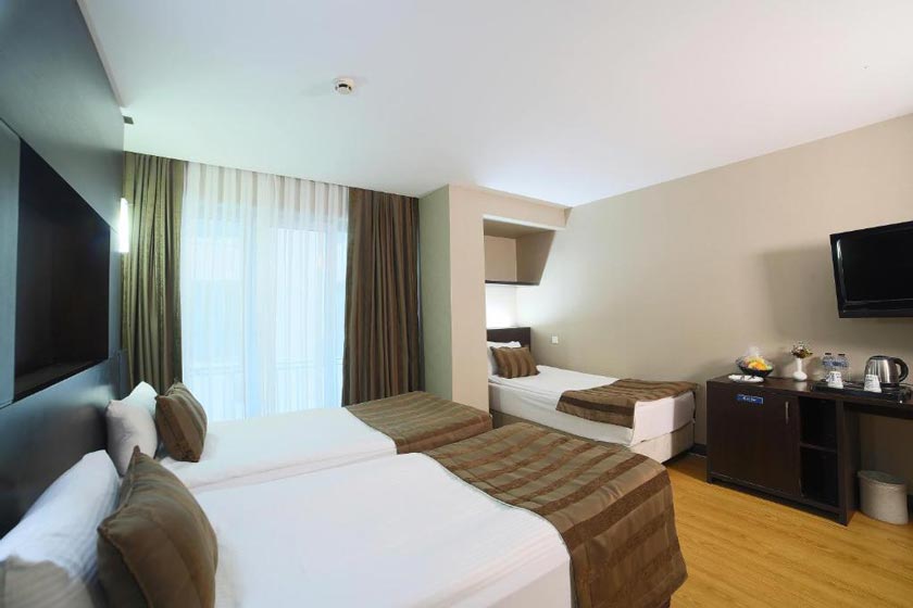 The Hotel Beyaz Saray & Spa istanbul - Standard Triple Room