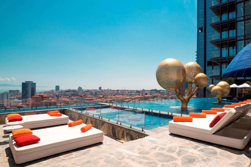 Fairmont Quasar Istanbul Hotel - Pool