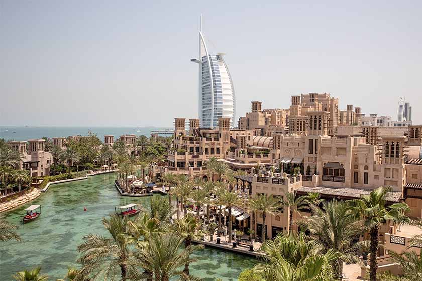 Jumeirah Al Qasr Hotel Dubai - Facade