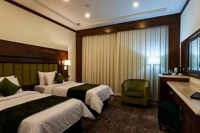 هتل آدینا مشهد - اتاق دو تخته تویین