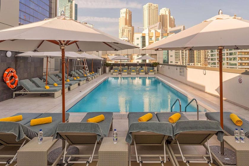 Wyndham Dubai Marina Dubai - Pool