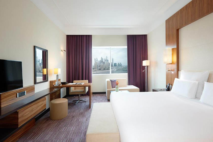 Pullman Dubai Jumeirah Lakes Towers Hotel - Superior King Room