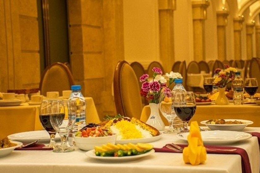  هتل تارا مشهد - رستوران