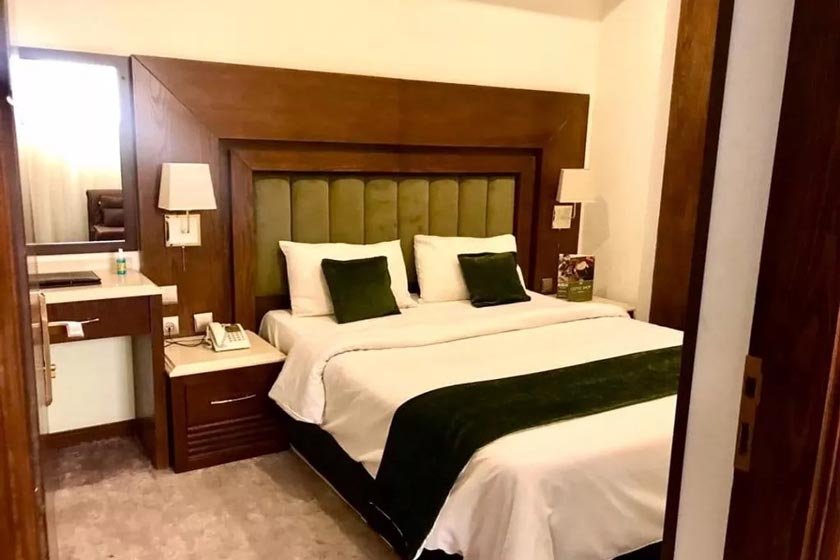 هتل آدینا مشهد - سوئیت یک خوابه استاندارد برای دو نفر