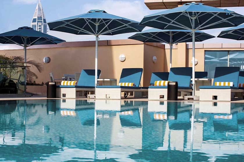 Pullman Dubai Jumeirah Lakes Towers Hotel - Pool