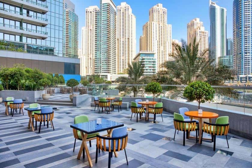 Crowne Plaza Dubai Marina, an IHG Hotel Dubai -  Cafe 