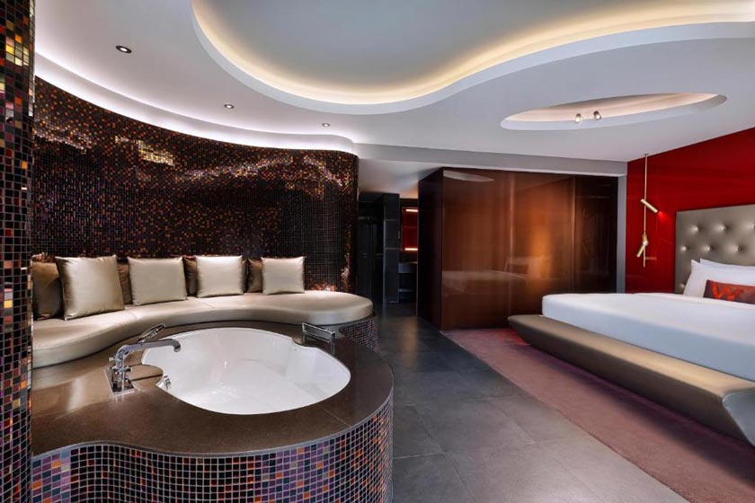 W Dubai - The Palm Dubai - Marvelous Jacuzzi suite 