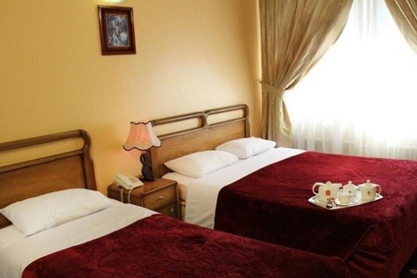 هتل ملل اصفهان  - اتاق سه تخته