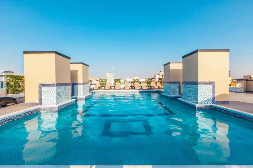 Golden Sands Hotel Apartments dubai - pool