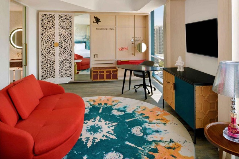  Hotel Indigo Dubai - One King Bed Junior Suite