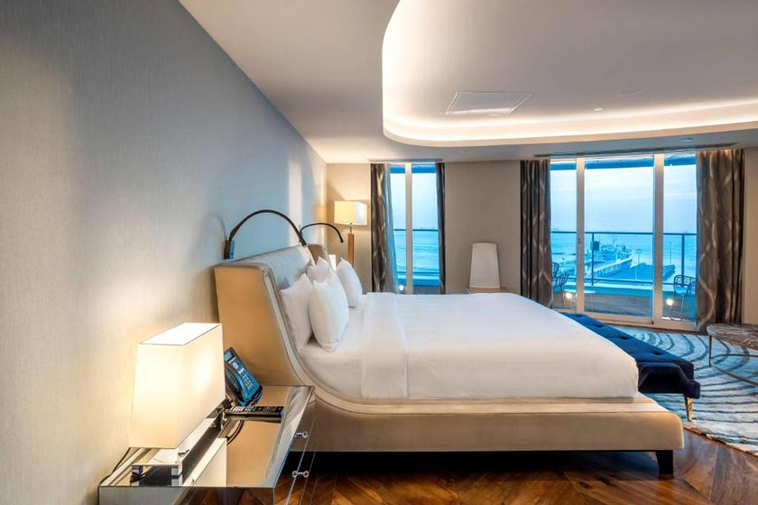 Radisson Blu Hotel Istanbul Ottomare - Presidential Suite with Panoramic Sea View