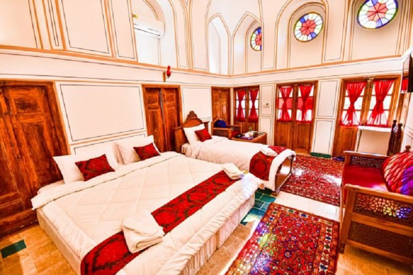 اقامتگاه سنتی یاس اصفهان - اتاق سه تخته مستر