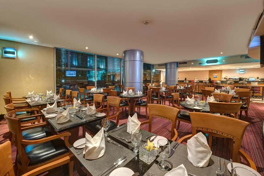 J5 Hotels Port Saeed dubai - restaurant
