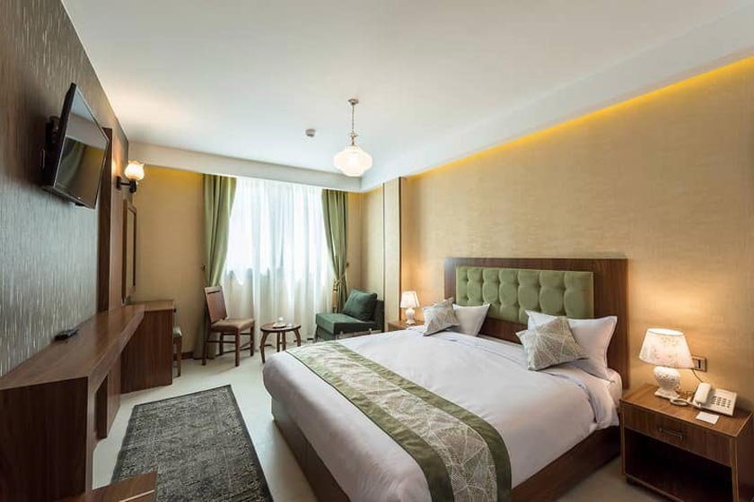 هتل دانشمند اصفهان - اتاق دو تخته دبل