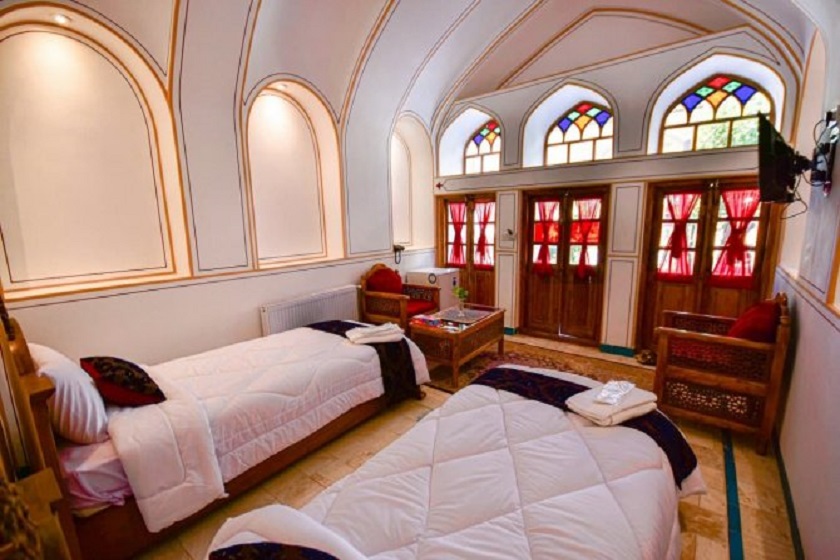 اقامتگاه سنتی یاس اصفهان - اتاق دو تخته تویین
