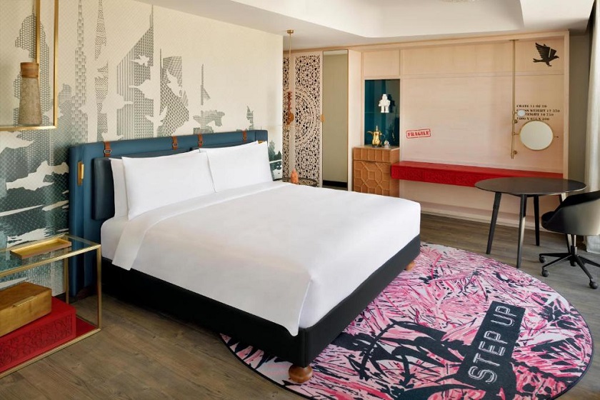  Hotel Indigo Dubai - One King Bed Corner Suite