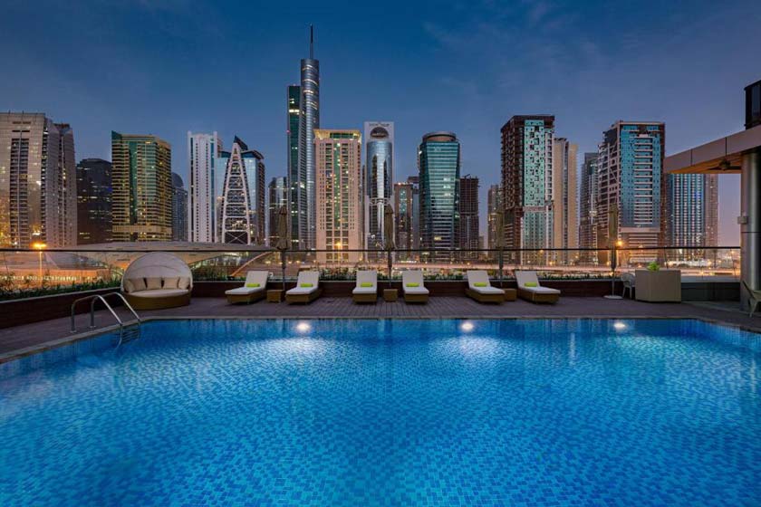 Millennium Place Dubai Marina - pool
