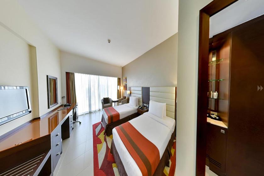 Millennium Central Downtown Dubai - Executive Room with King or Twin Beds