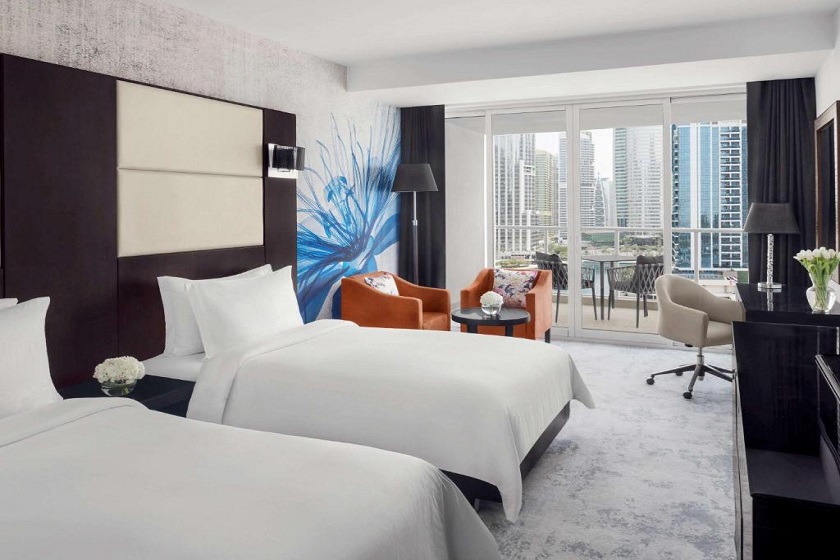 Movenpick Hotel Jumeirah Lakes Towers Dubai - Superior Twin Room With Lake View