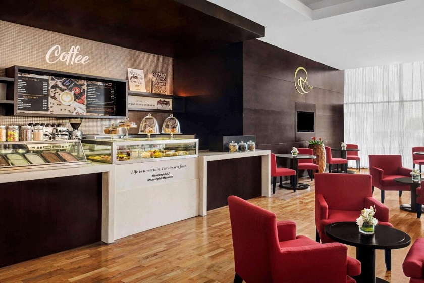 Movenpick Hotel Jumeirah Lakes Towers Dubai - Cafe