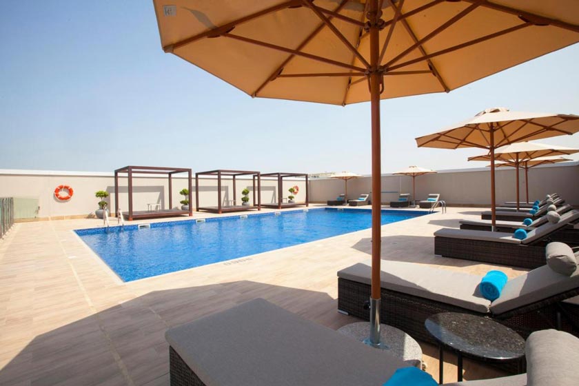 Flora Inn Hotel Dubai Airport - Pool