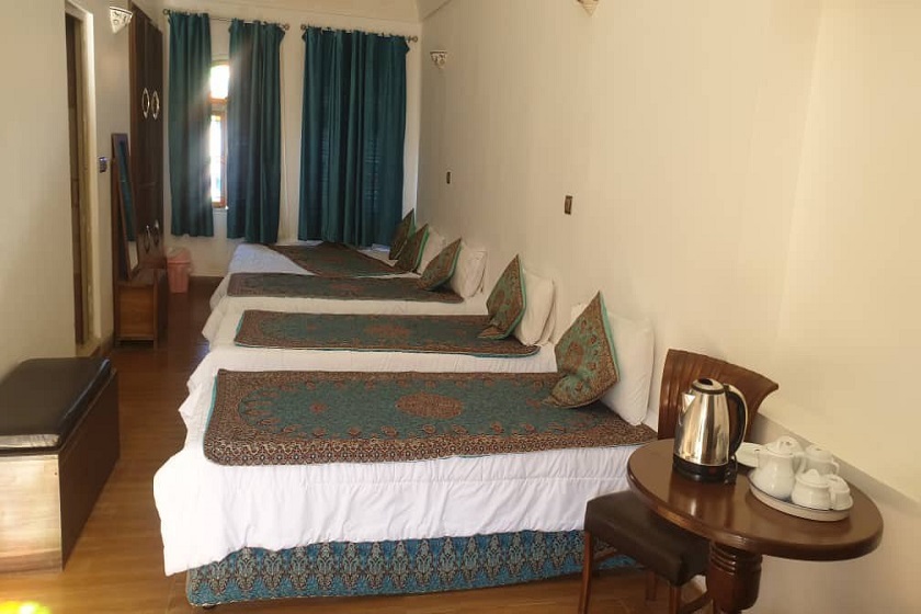 هتل سنتی خوان دوحد یزد - اتاق پنج تخته صفویه