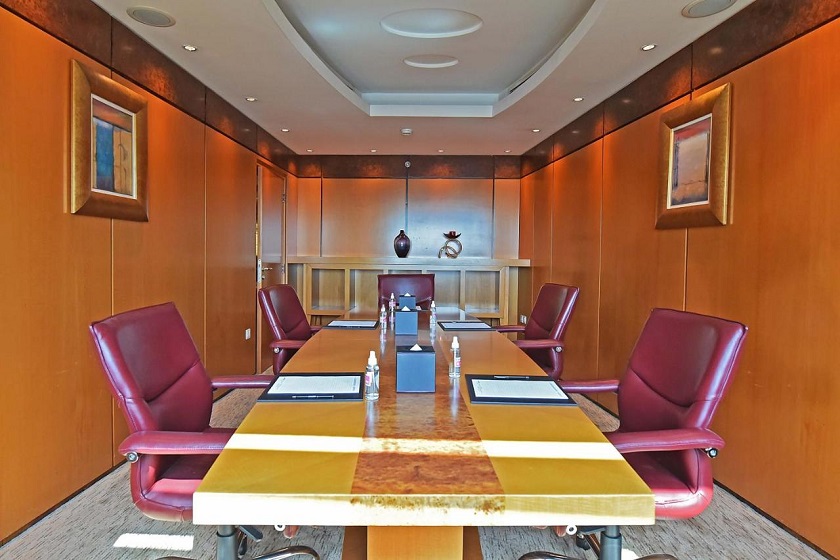 Swissotel Al Murooj Dubai - Conference Room
