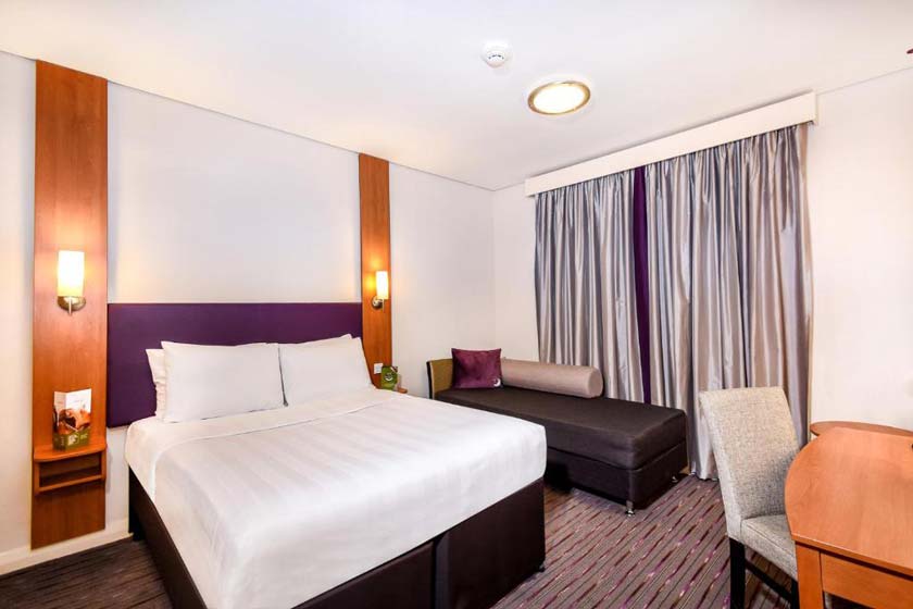 Premier Inn Dubai International Airport - Double Room
