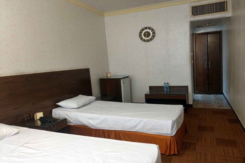 هتل پارسیان یزد - اتاق دو تخته تویین