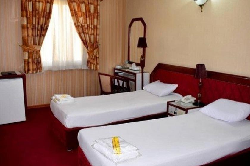 هتل کیان مشهد - اتاق یک خوابه چهار نفره