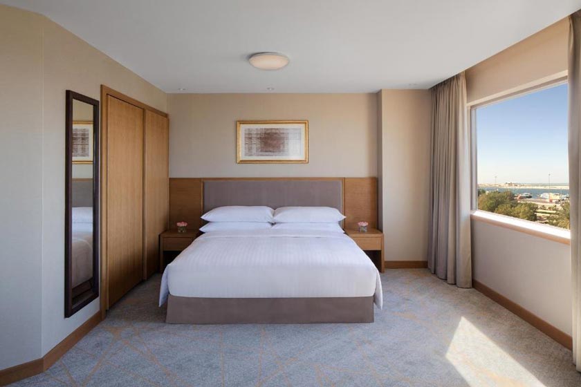 Hyatt Regency Galleria Residence Dubai - One Bedroom Apartment with Kitchen