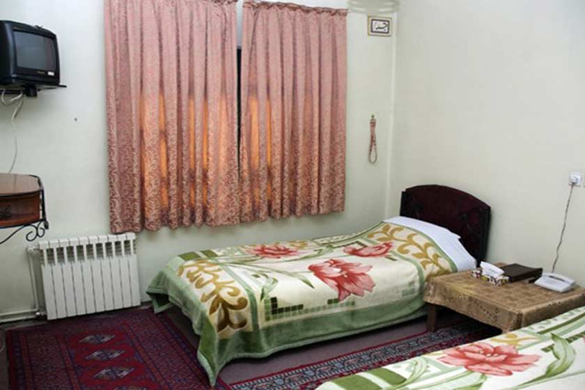 هتل ایران اصفهان - اتاق دو تخته تویین
