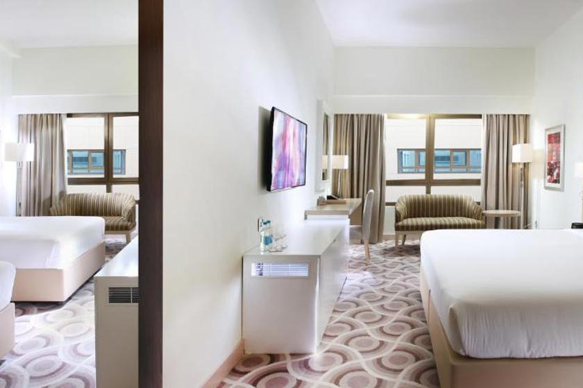Metropolitan Hotel Dubai - Family Room