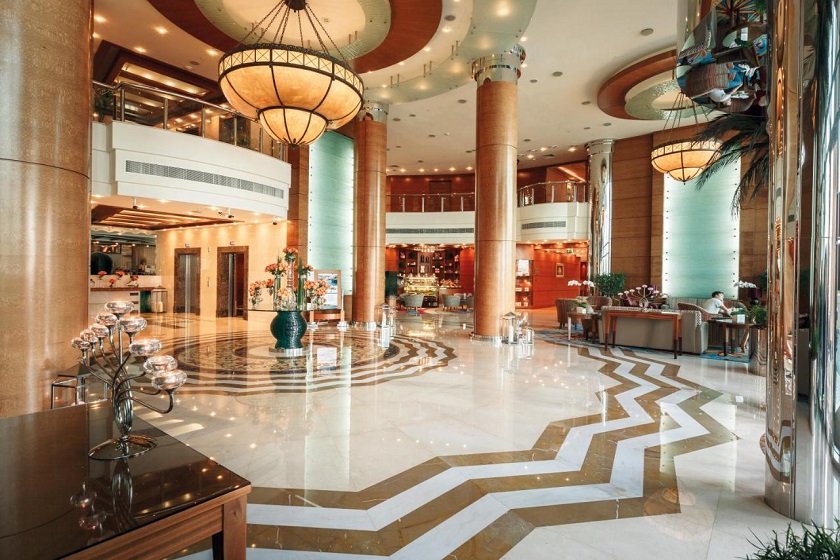 Swissotel Al Murooj Dubai - Lobby