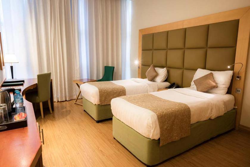 The Leela Hotel dubai - Deluxe Twin Room