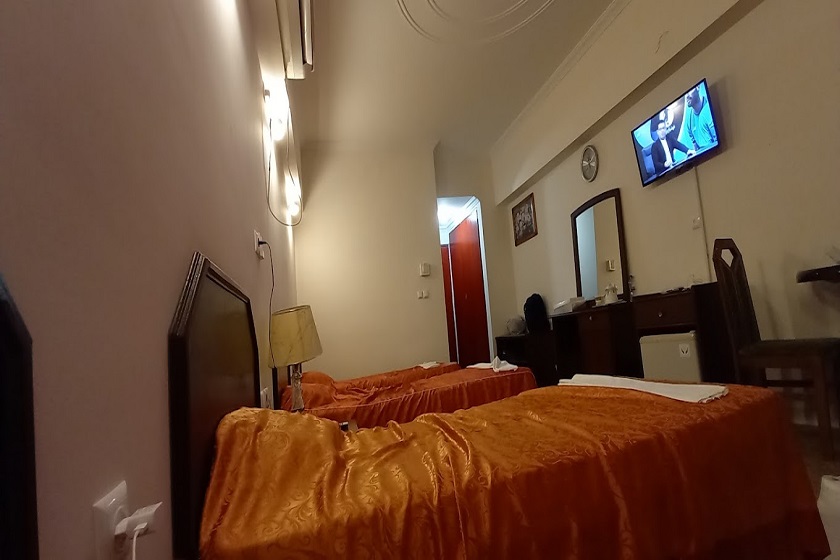 هتل تهرانی یزد - اتاق سه تخته
