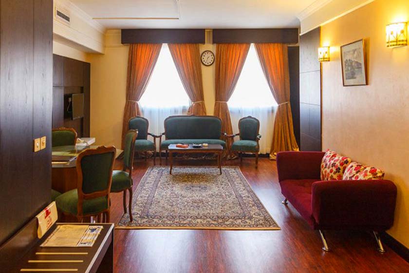 هتل ایران مشهد - آپارتمان دوخوابه چهارنفره لوکس A