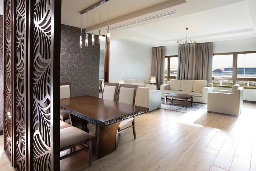 Metropolitan Hotel Dubai - Ambassador Suite