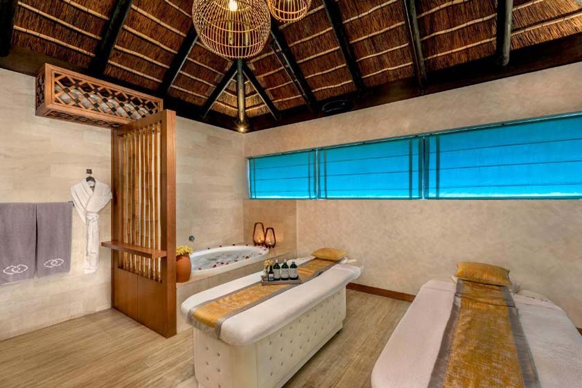 Sofitel Dubai Palm Apartments - massage