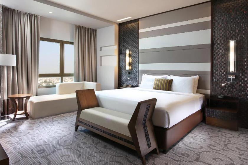 Metropolitan Hotel Dubai - Deluxe Suite