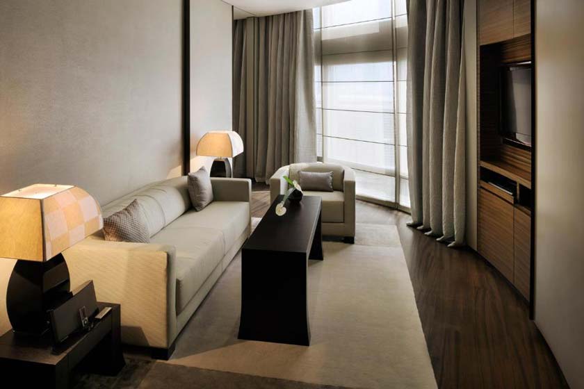 Armani Hotel Dubai - Armani Classic Room