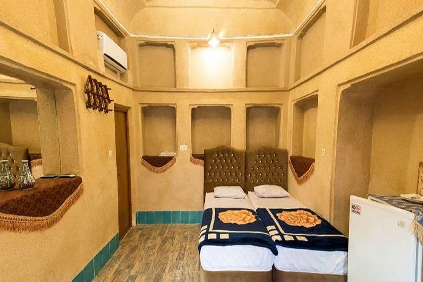 اقامتگاه سنتی علی بابا یزد - اتاق دو تخته توئین