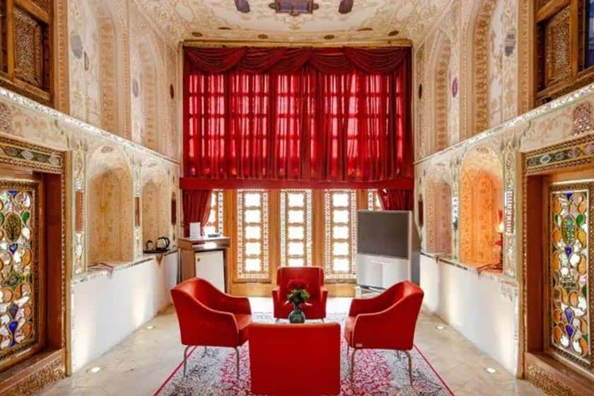 هتل سنتی اصفهان - سوئیت دو خوابه چهار نفره شاه نشین