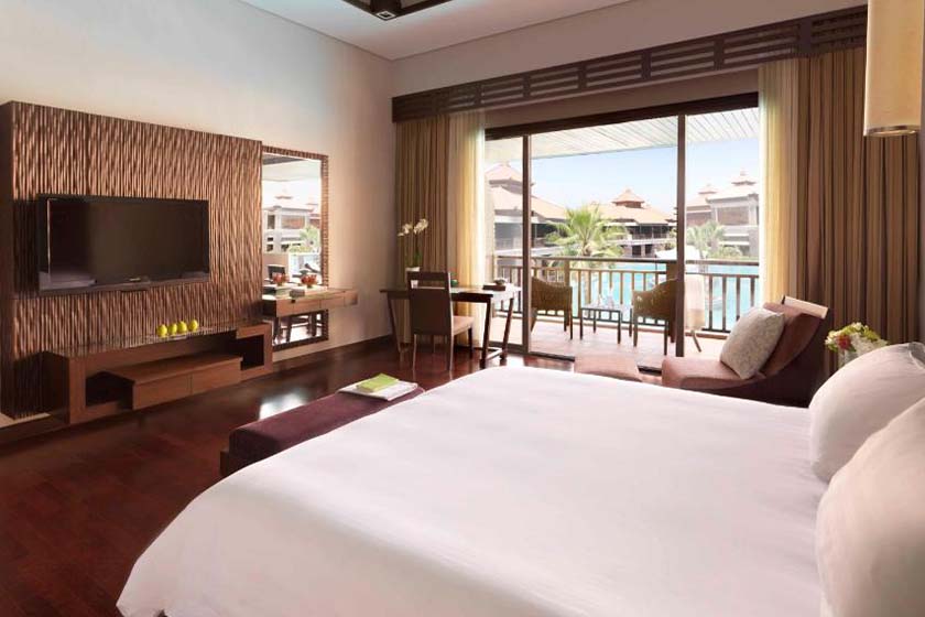 Anantara The Palm Dubai Hotel - Premier Lagoon View Room