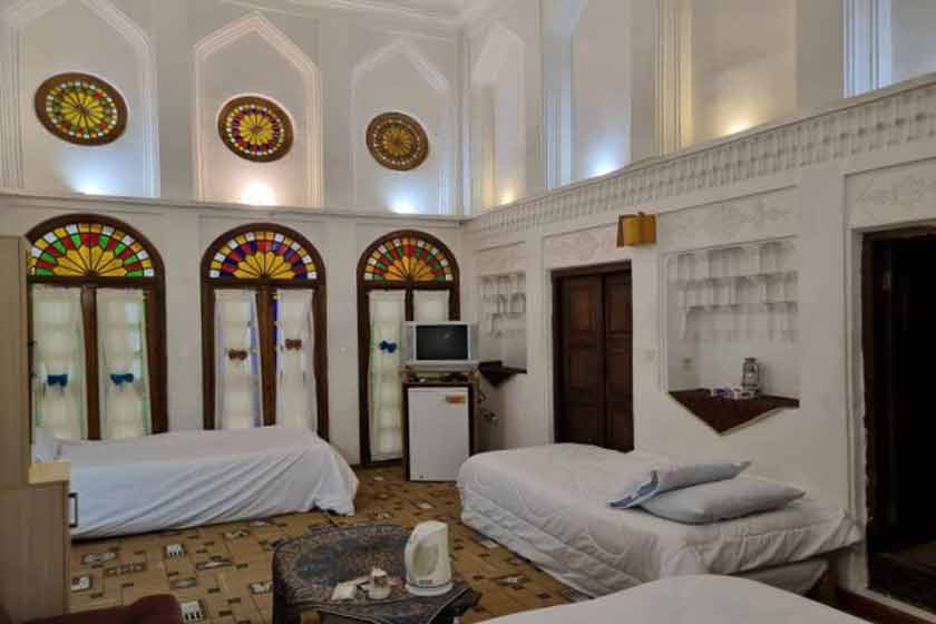 هتل سنتی والی یزد - اتاق سه نفره
