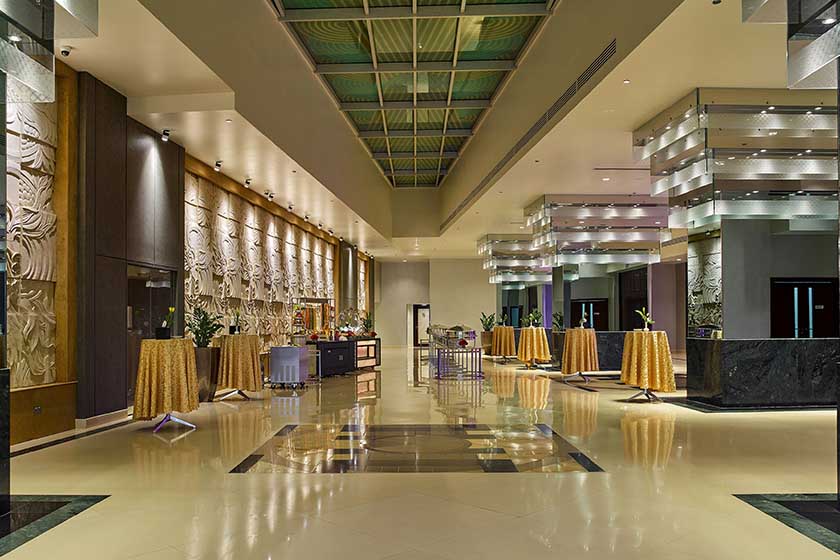 Millennium Airport Hotel Dubai - Lobby